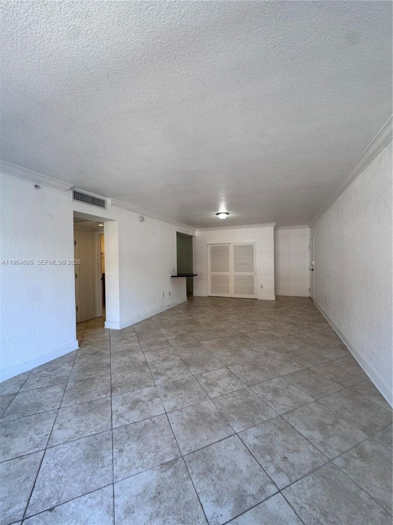 401 N 69th St, Unit 607, Miami Beach, FL 33141 Photo