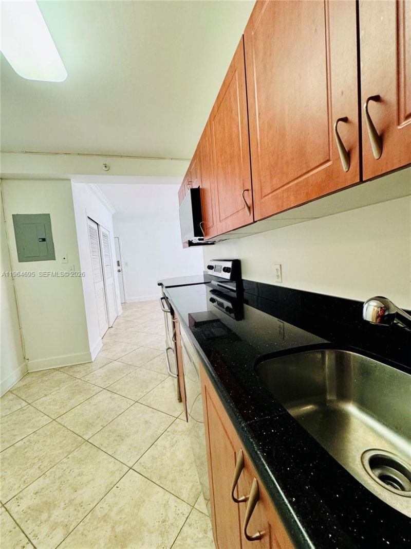 401 N 69th St, Unit 607, Miami Beach, FL 33141 Photo