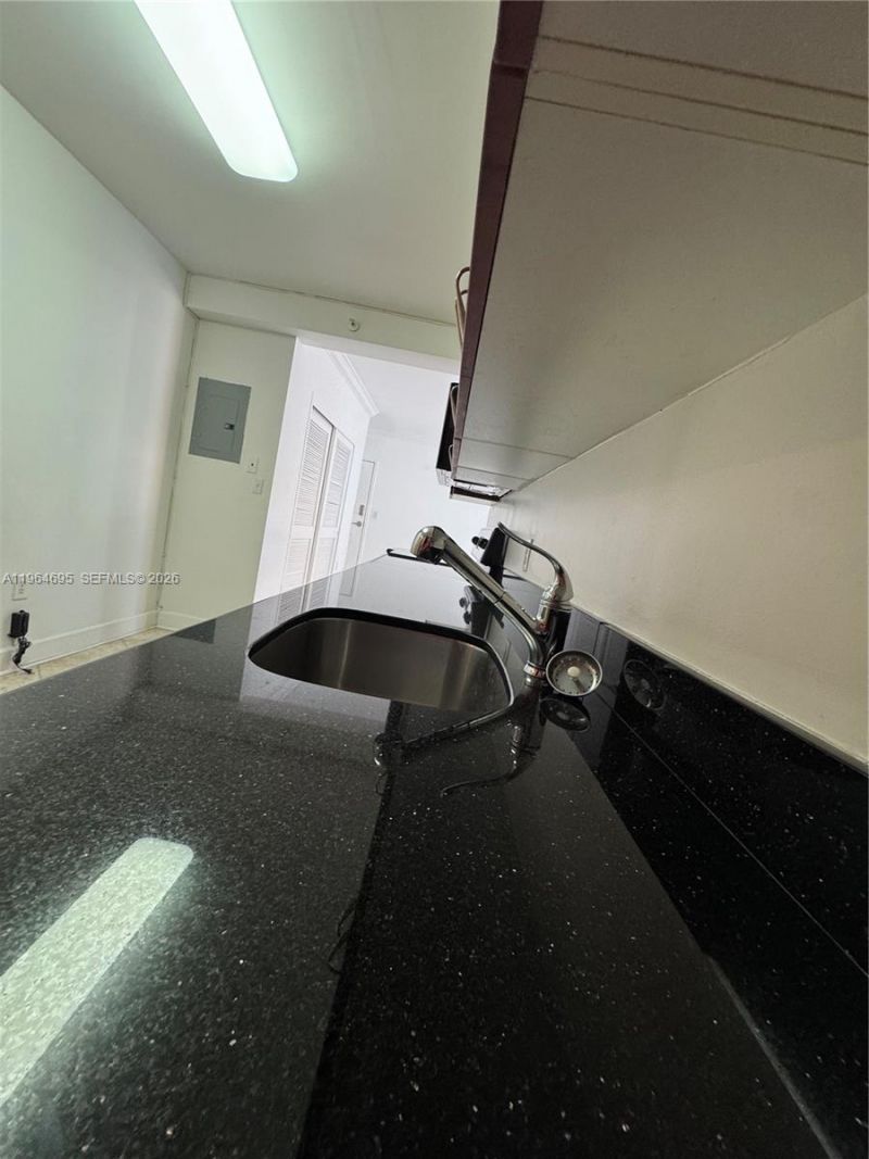 401 N 69th St, Unit 607, Miami Beach, FL 33141 Photo