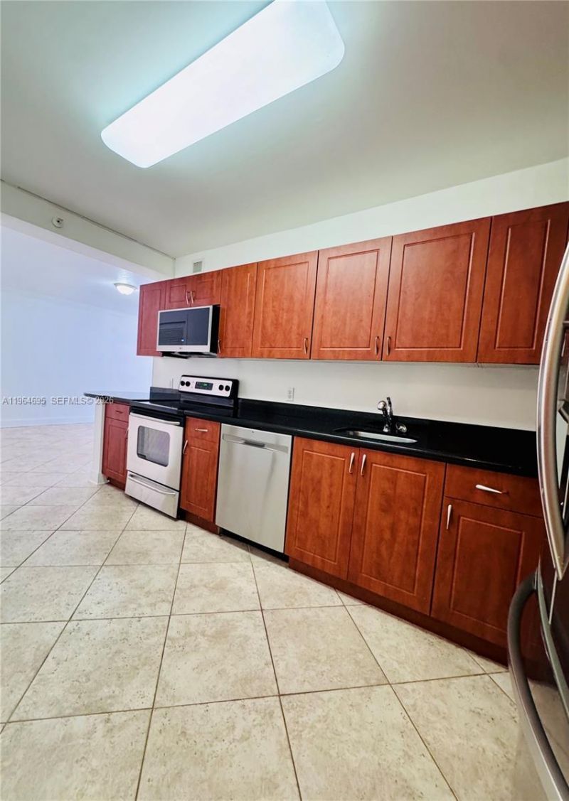 401 N 69th St, Unit 607, Miami Beach, FL 33141 Photo