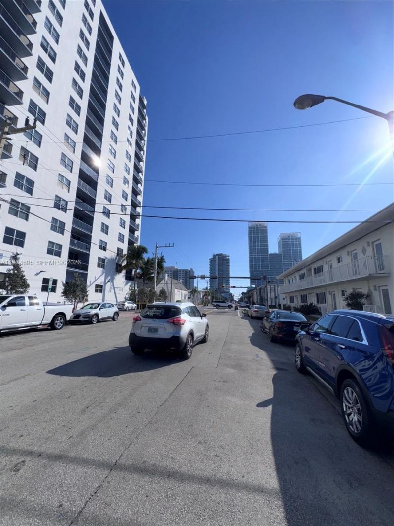 401 N 69th St, Unit 607, Miami Beach, FL 33141 Photo