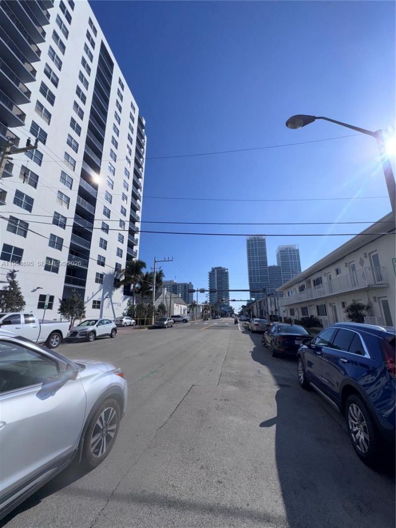 401 N 69th St, Unit 607, Miami Beach, FL 33141 Photo