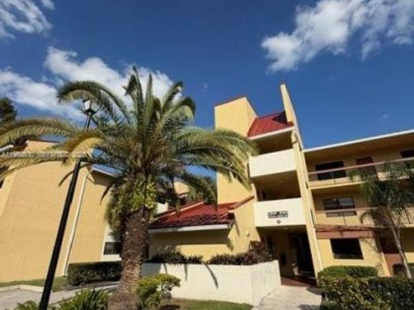 2071 Coral Ridge Dr , Unit N204, Coral Springs, FL 33071