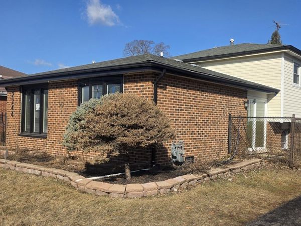 2244 W 157th Place, Markham, IL 60426
