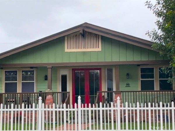 10901 Chestnut Street, Los Alamitos, CA 90720