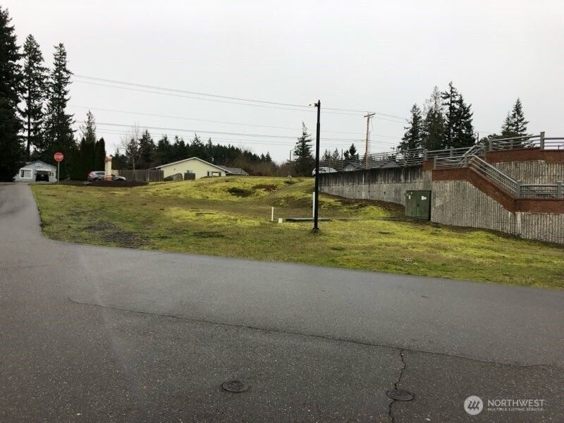 1870 Pottery Avenue , Port Orchard, WA 98366