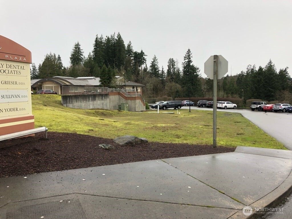 1870 Pottery Avenue , Port Orchard, WA 98366