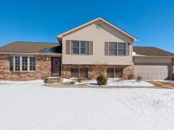 2911 Airport Road, Portage, IN 46368