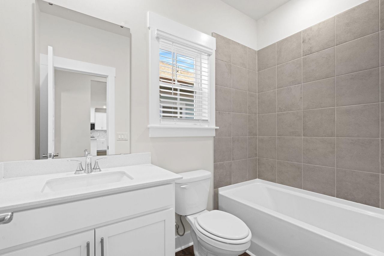 356 Calm Water Way Photo 26