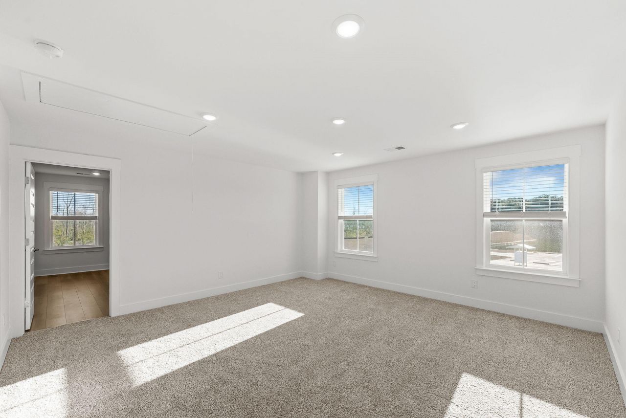 356 Calm Water Way Photo 31