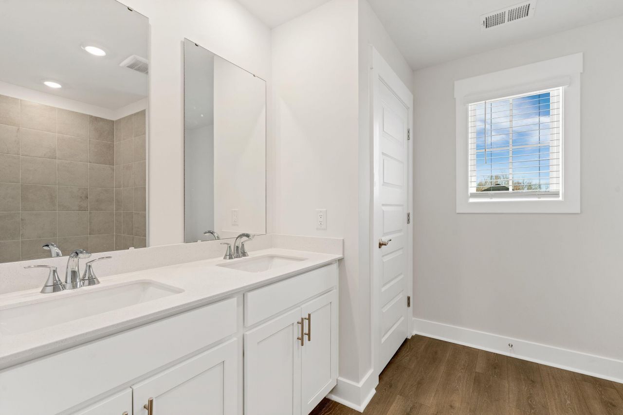 356 Calm Water Way Photo 44