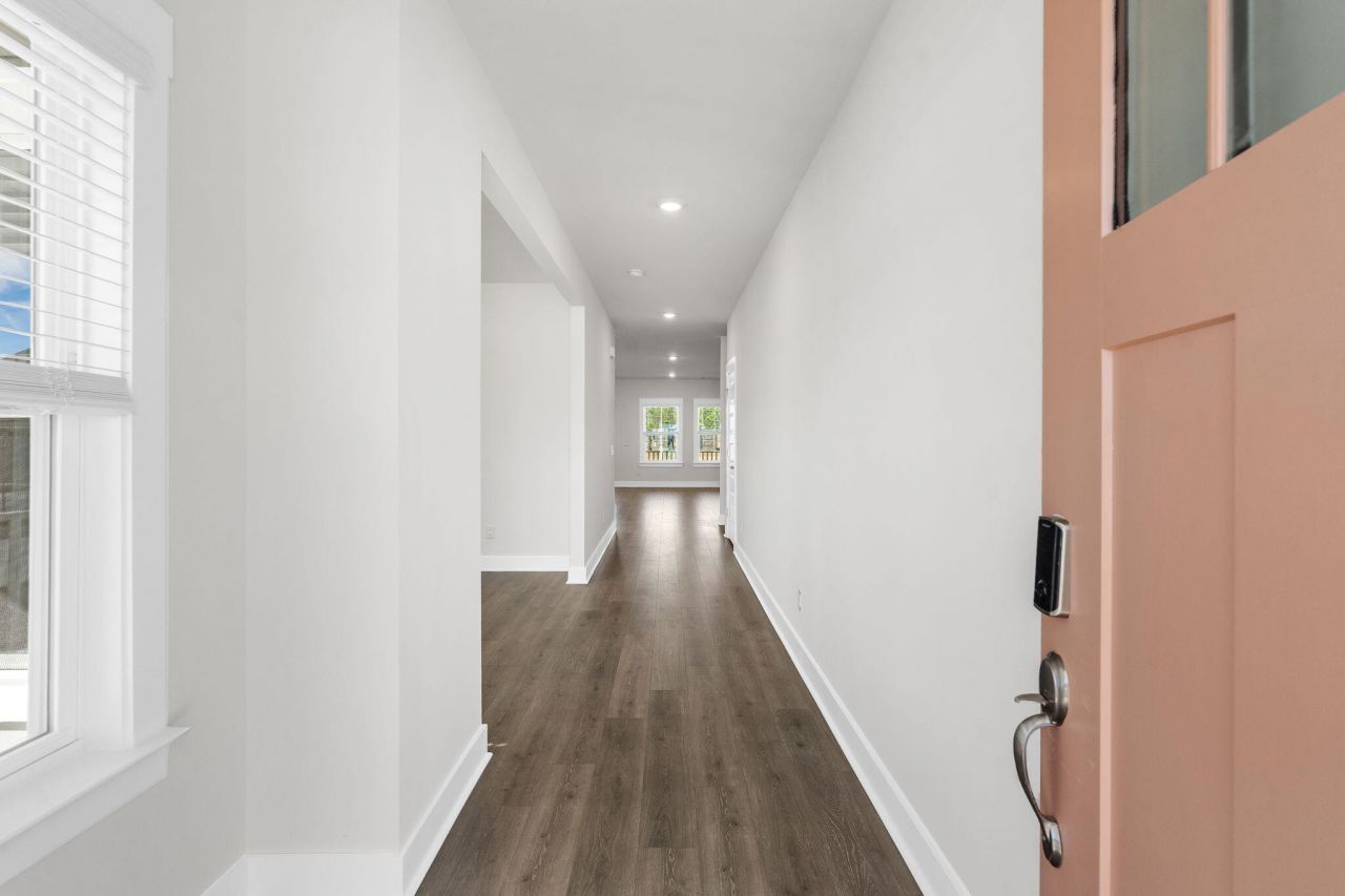 356 Calm Water Way Photo 6