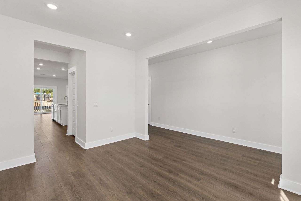 356 Calm Water Way Photo 8