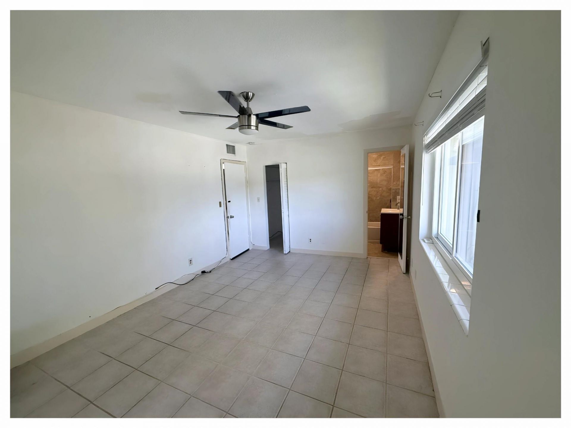 3071 NW 47th Terrace, Unit 319, Lauderdale Lakes, FL 33313 Photo