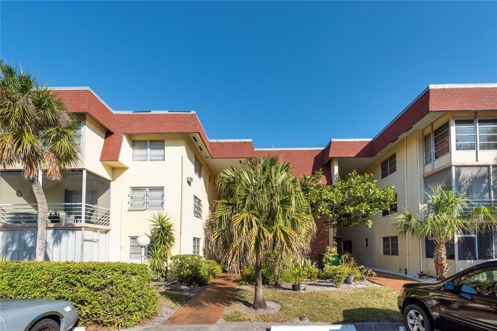 3071 NW 47th Terrace, Unit 319, Lauderdale Lakes, FL 33313 Photo