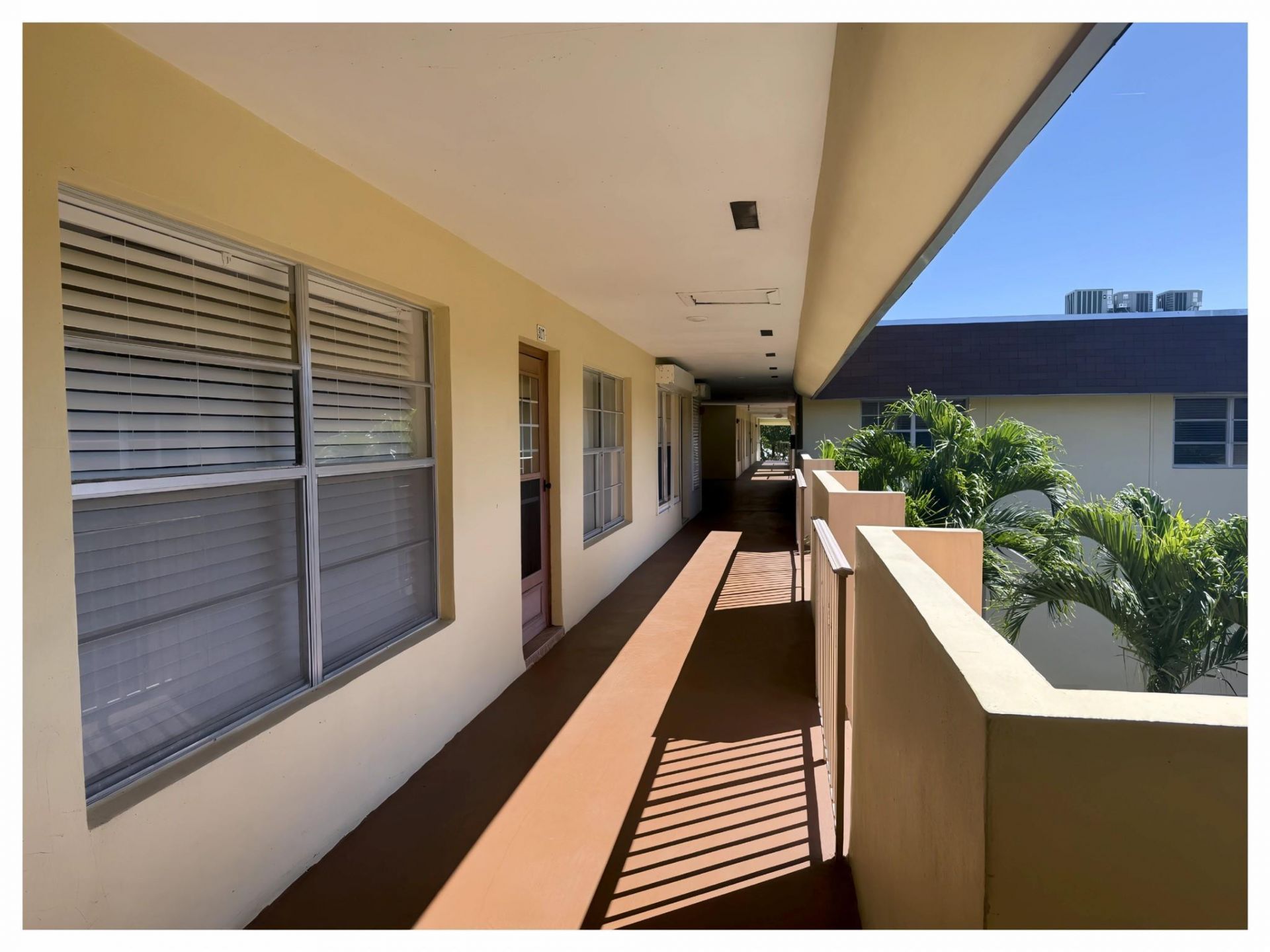 3071 NW 47th Terrace, Unit 319, Lauderdale Lakes, FL 33313 Photo