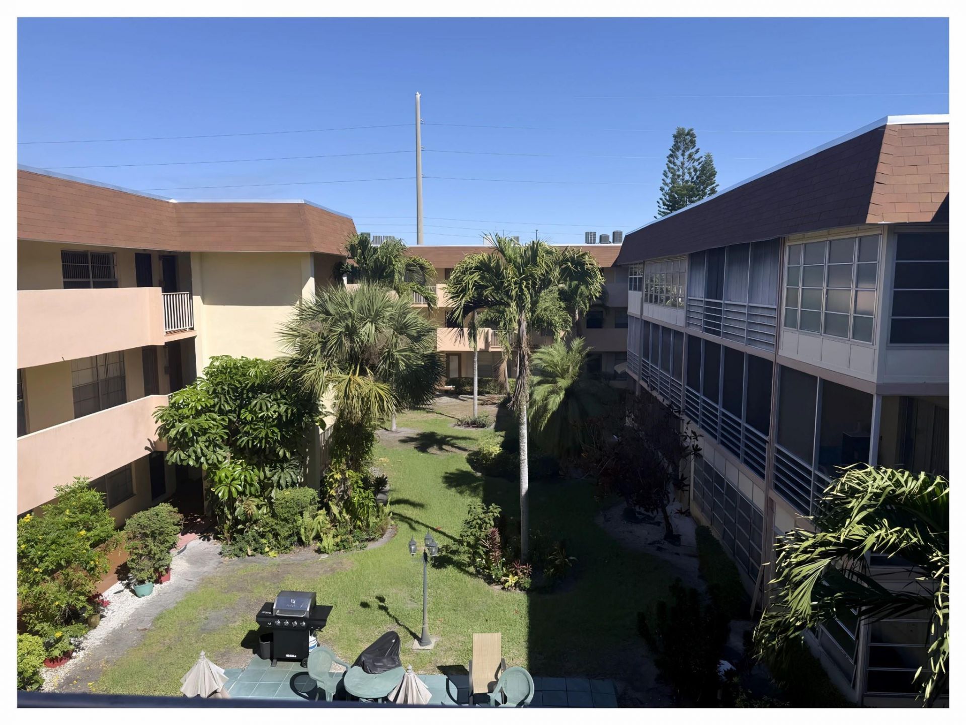 3071 NW 47th Terrace, Unit 319, Lauderdale Lakes, FL 33313 Photo