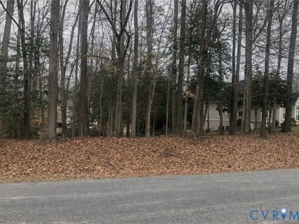 12704 Kelsey Pointe Court, Chester, VA 23831