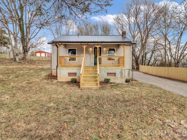 246 Marion Street, Marion, NC 28752