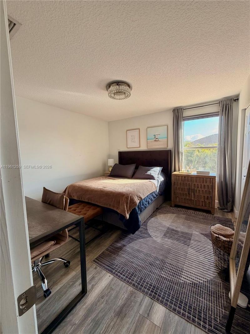 3846 W Gardenia Ave , Weston, FL 33332 Photo