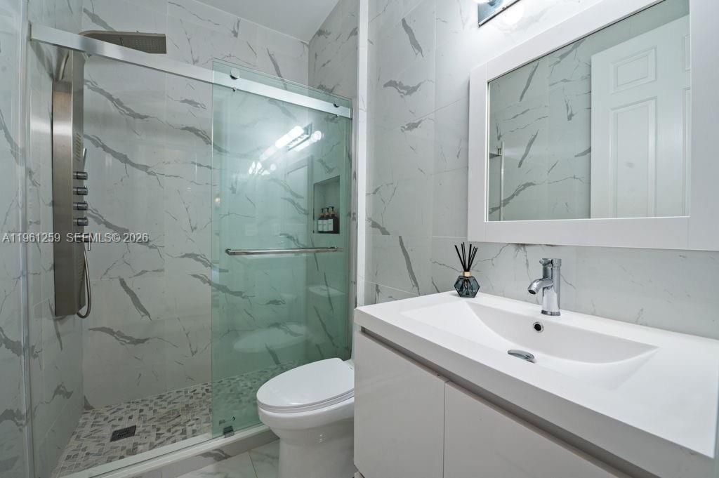 3846 W Gardenia Ave , Weston, FL 33332 Photo