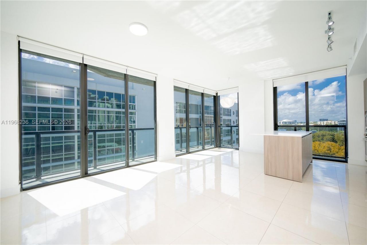 201 SW 17th Rd , Unit 701, Miami, FL 33129 Photo