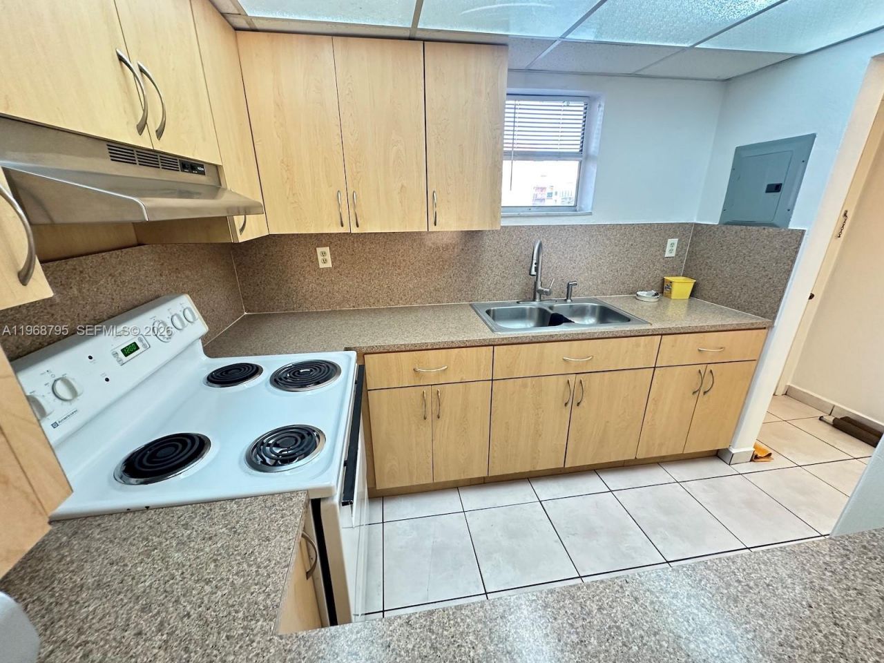 1990 W 56th St, Unit 1203, Hialeah, FL 33012 Photo