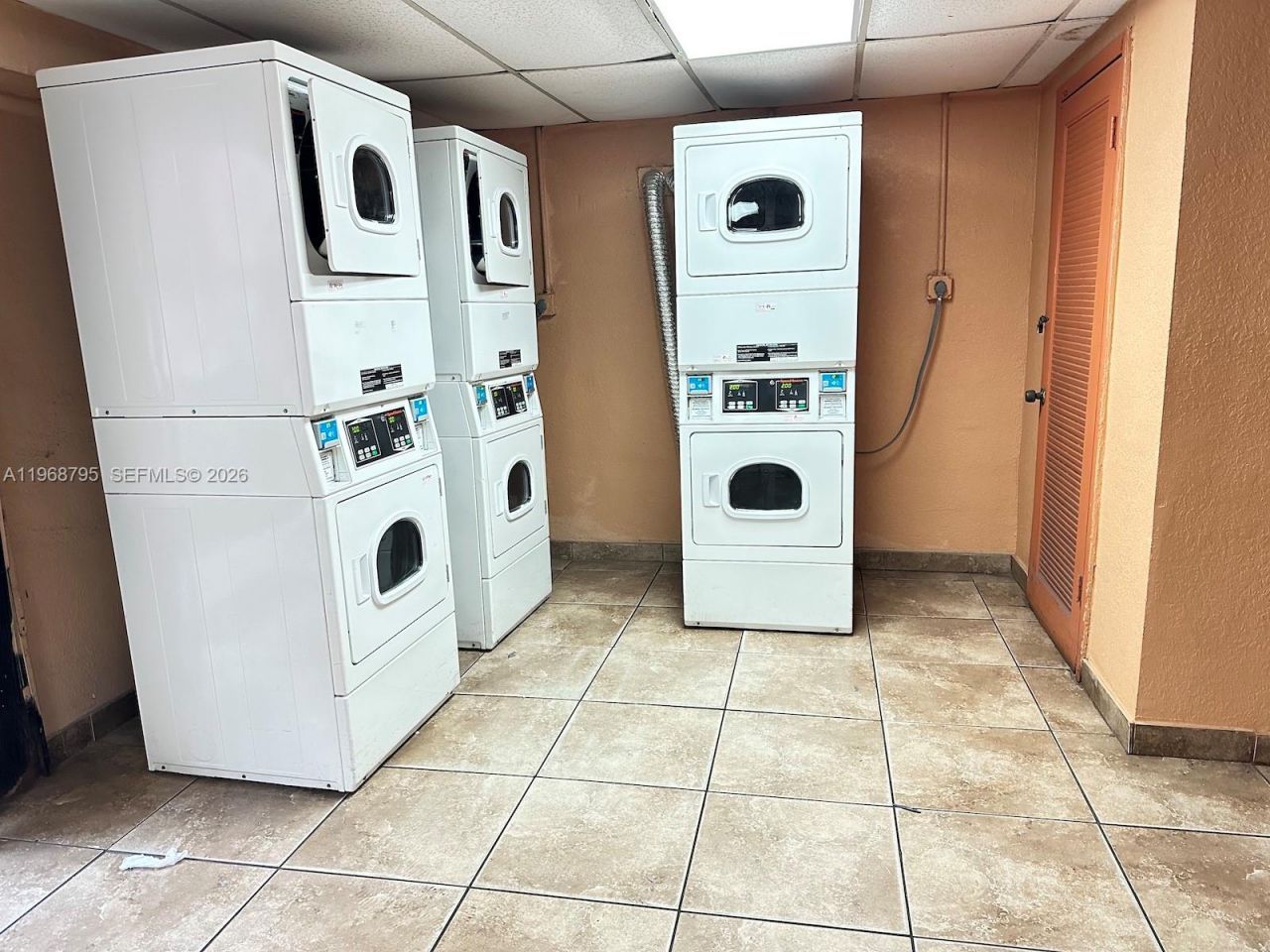 1990 W 56th St, Unit 1203, Hialeah, FL 33012 Photo