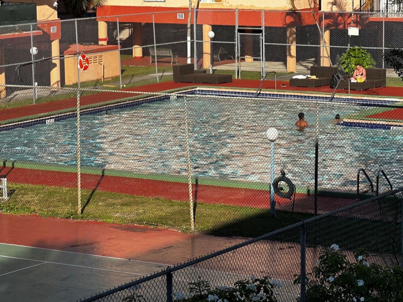 1990 W 56th St, Unit 1203, Hialeah, FL 33012 Photo