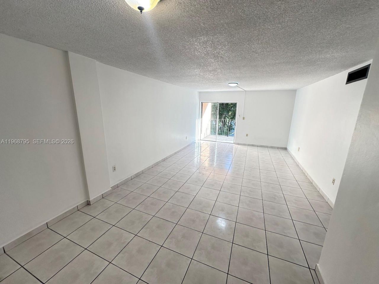 1990 W 56th St, Unit 1203, Hialeah, FL 33012 Photo