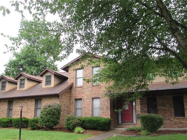 9 Brian Drive, Swansea, IL 62226