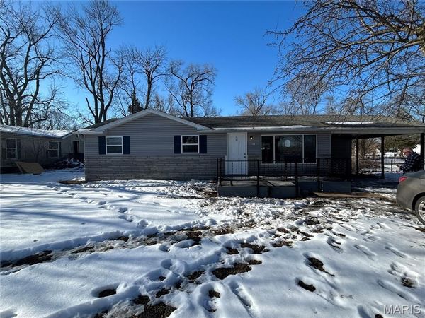 2116 Doris Avenue , Cahokia, IL 62206