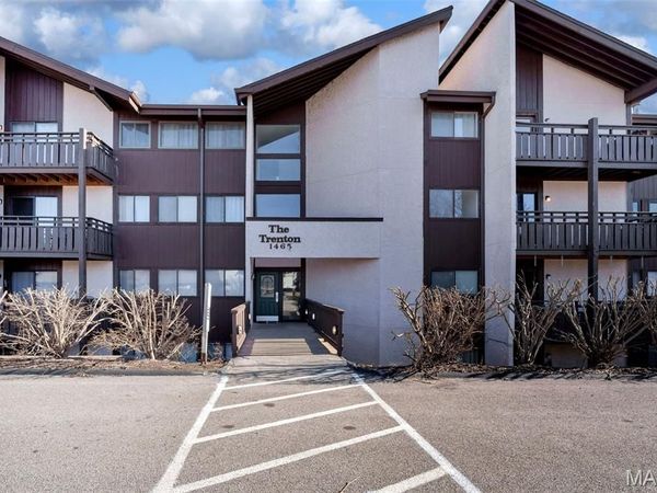 1465 Heritage Landing, Unit 403, St Charles, MO 63303