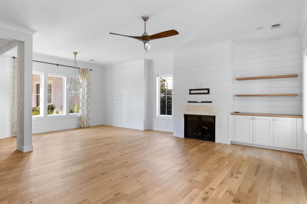 1124 Fulton Hall Lane Photo 5