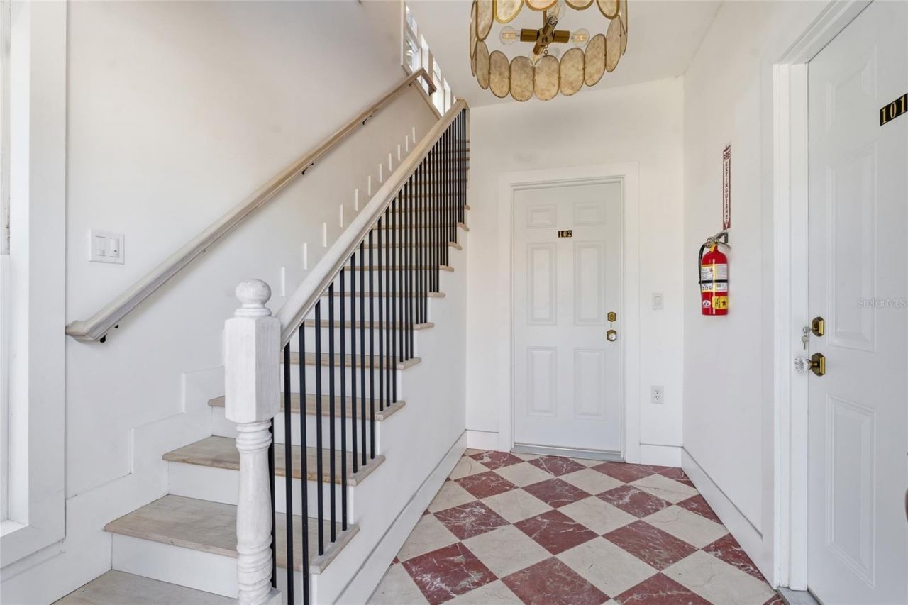 326 6th Avenue N, Saint Petersburg, FL 33701 Photo