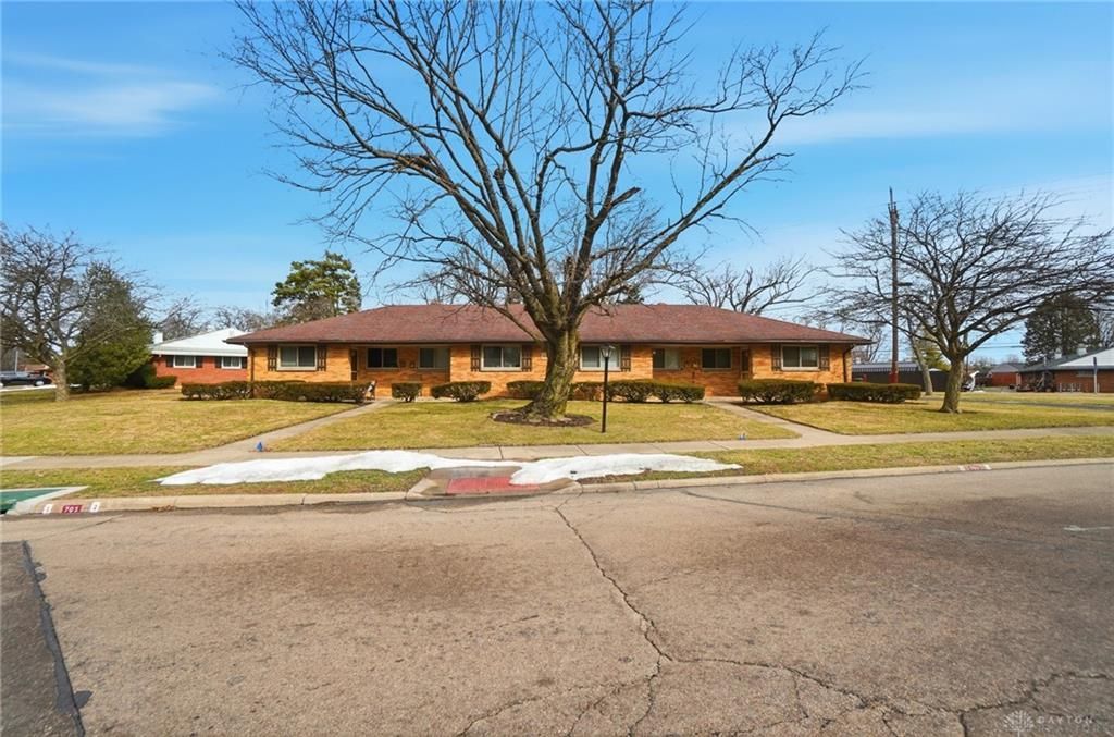 701 Wiltshire Boulevard, Kettering, OH 45419 Main Photo