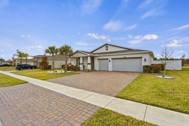 7608 NW Deysbrook Lane, Port Saint Lucie, FL 34987 Photo