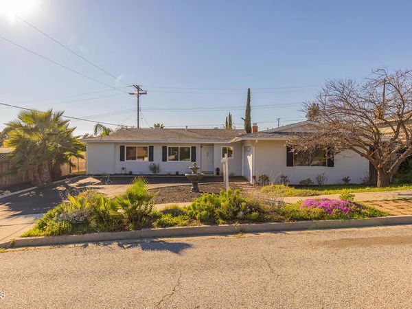 75 Maxine Avenue, Oak View, CA 93022