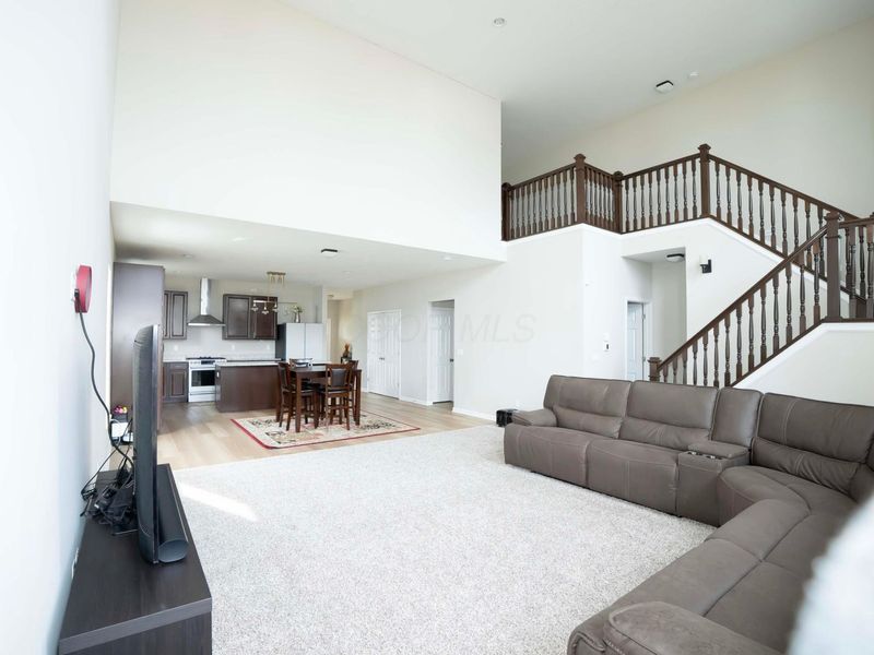 116 Maple Crest Drive, Lewis Center, OH 43035 Photo 11
