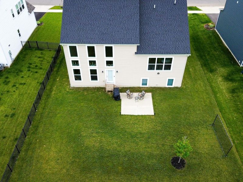 116 Maple Crest Drive, Lewis Center, OH 43035 Photo 3