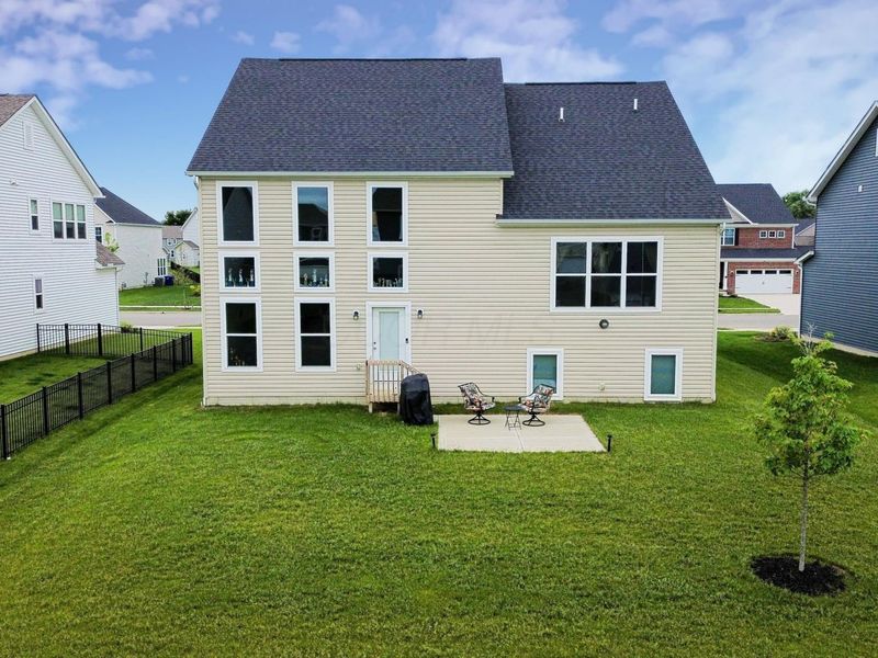 116 Maple Crest Drive, Lewis Center, OH 43035 Photo 4