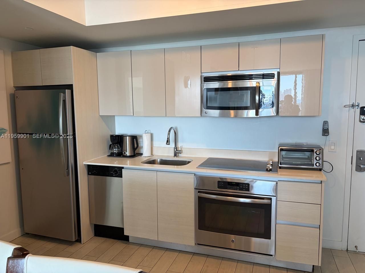 2602 E Hallandale Beach Blvd , Unit R2709, Hallandale Beach, FL 33009 Photo