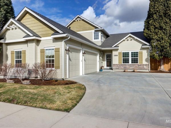 2244 E Greiner St, Meridian, ID 83642