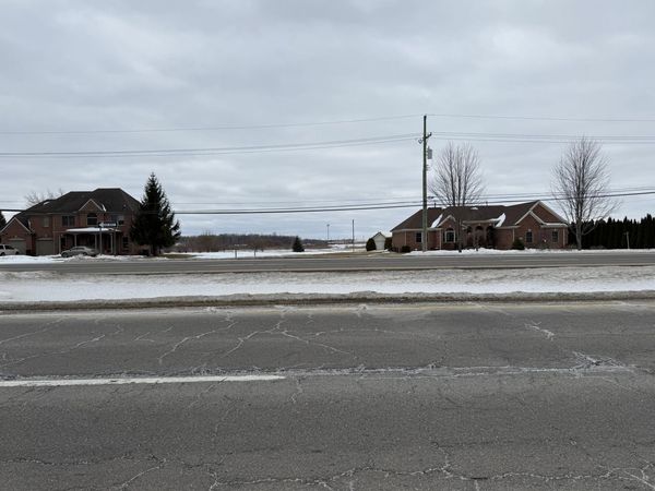 3301 S Custer Road, Monroe, MI 48161