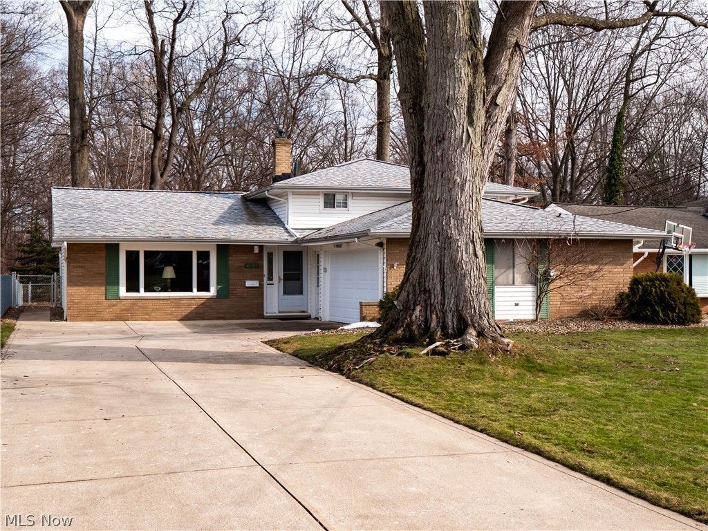 4057 Brendan Lane, North Olmsted, OH 44070 Main Photo