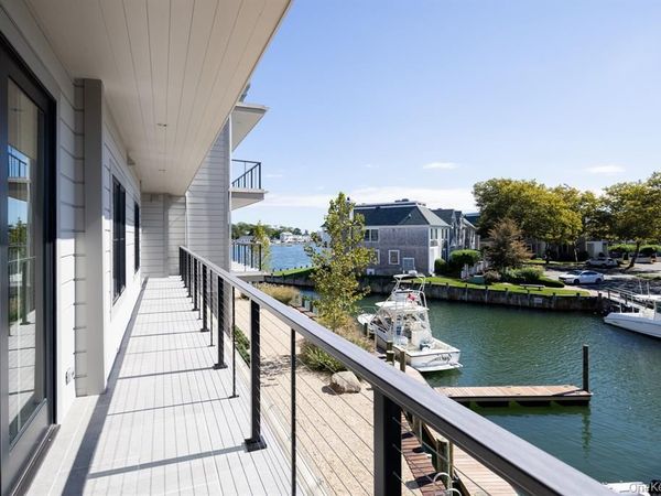 123 Sterling Avenue , Unit 2, Greenport, NY 11944
