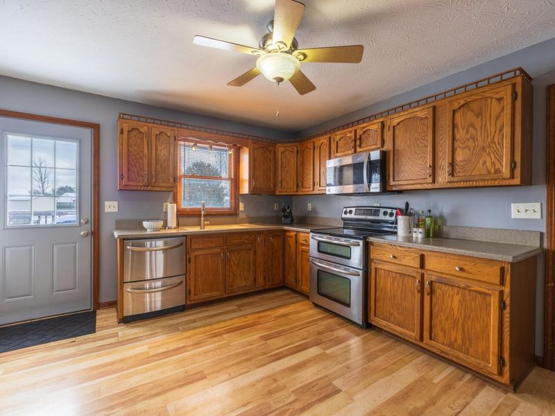 11699 Channingway Boulevard, The Plains, OH 45780 Photo 13