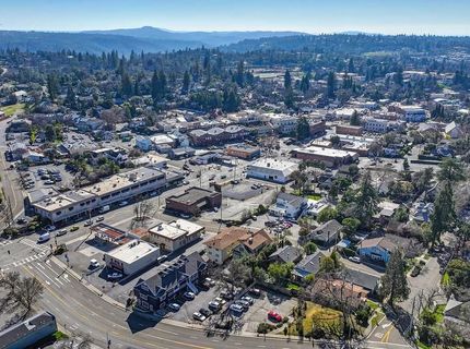 150 Center St, Auburn, CA 95603 Photo