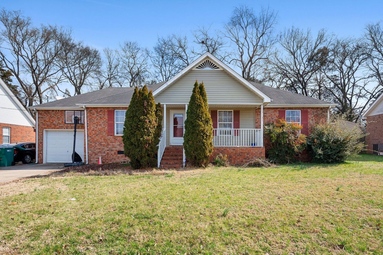 1224 Bolton Dr, Smyrna, TN 37167 Main Photo