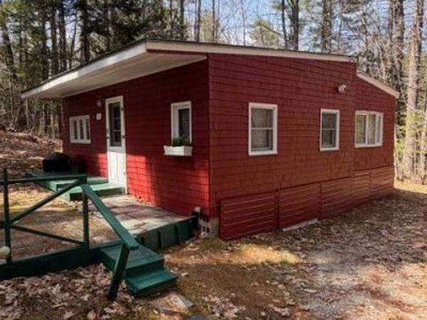 9 Roberts Lane, Porter, ME 04068